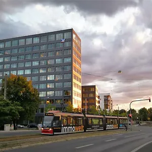  Apartment Central-apt At Lake, Citycenter 5min, Fair 18min!!! Germany